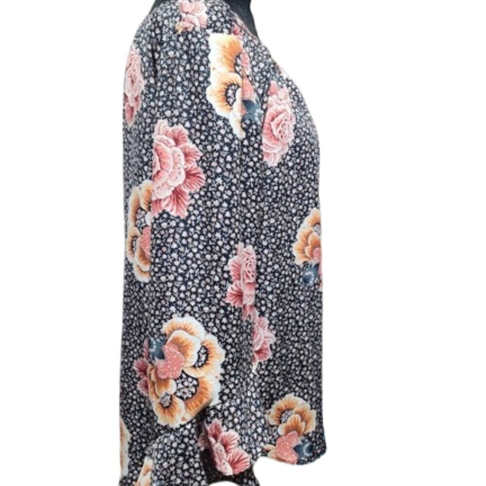 Loft Outlet Flowing Sleeves Floral Polyester Round Neck Blouse Women's Size Med. - Picture 8 of 13